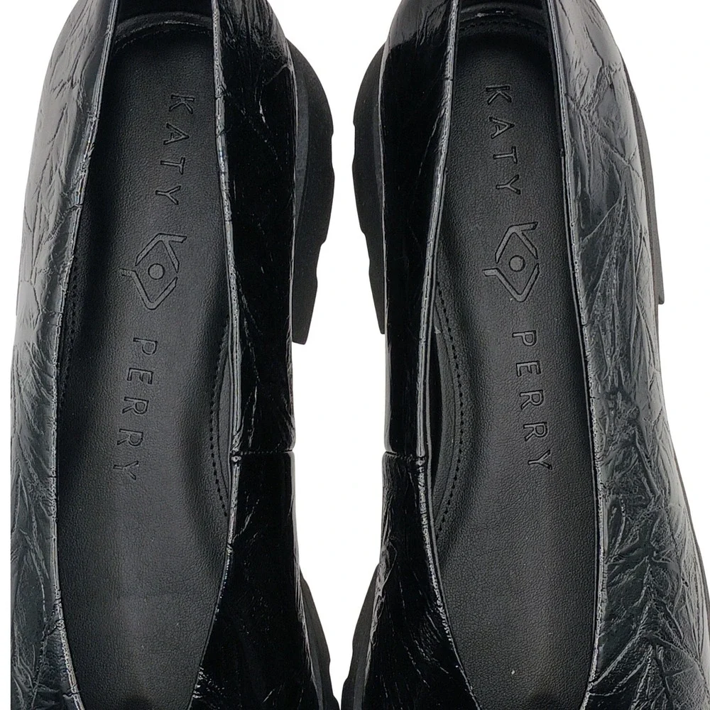 NIB Katy Perry‎ The Daarling Black Crinkled Patent Lug Sole Loafers 9.5 Slip-on